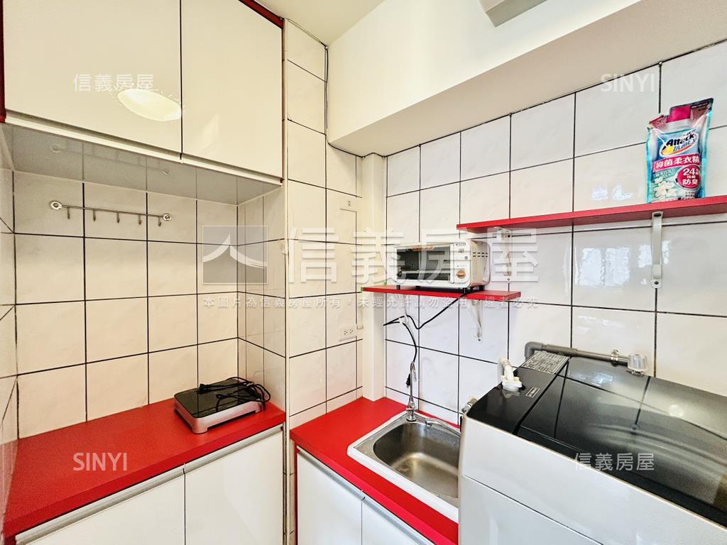 中山國小世紀亮麗釋出房屋室內格局與周邊環境