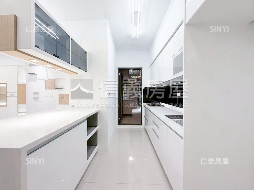 ＩＮＨ高樓質感美宅附平車房屋室內格局與周邊環境