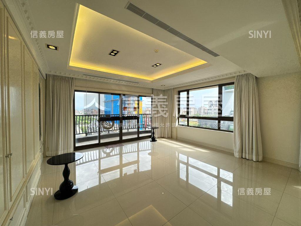 施華洛奇三面採光邊間四房房屋室內格局與周邊環境