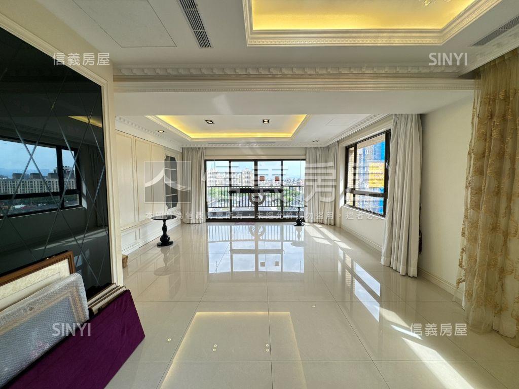 施華洛奇三面採光邊間四房房屋室內格局與周邊環境