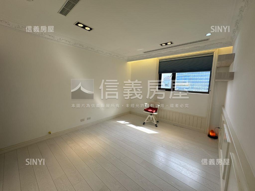 施華洛奇三面採光邊間四房房屋室內格局與周邊環境