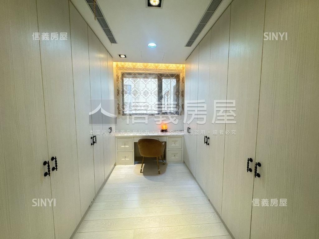 施華洛奇三面採光邊間四房房屋室內格局與周邊環境