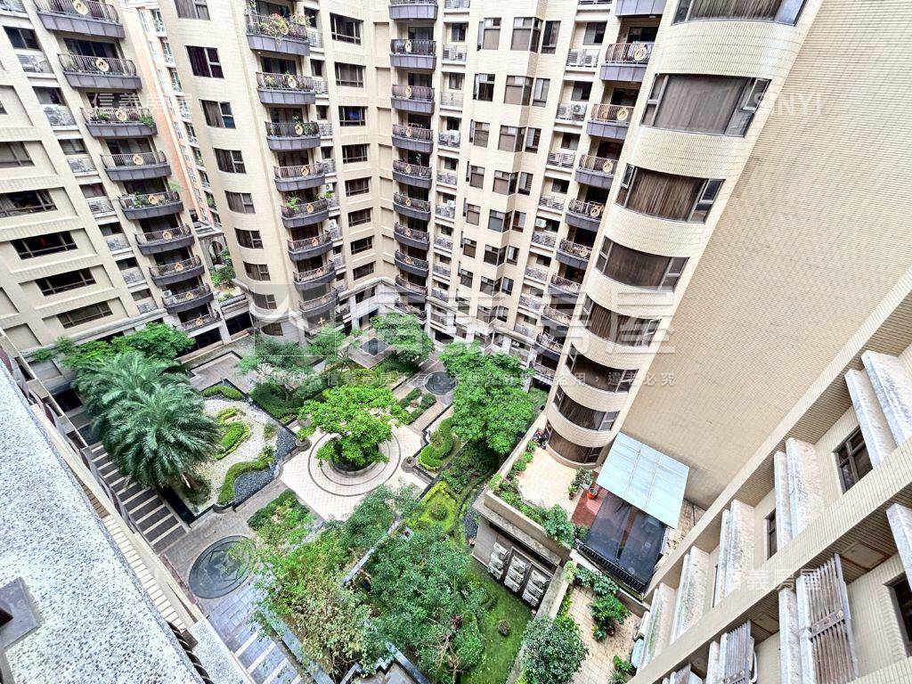 施華洛奇稀有邊間三面採光房屋室內格局與周邊環境