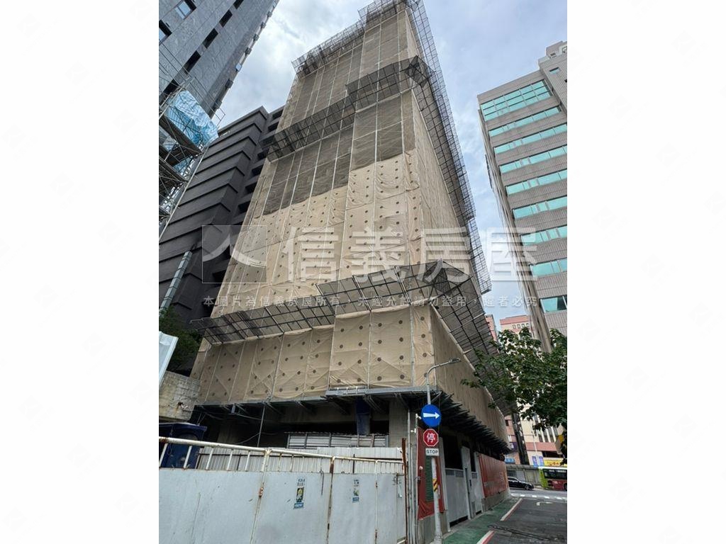 ＜南京阿曼＞高樓層房屋室內格局與周邊環境