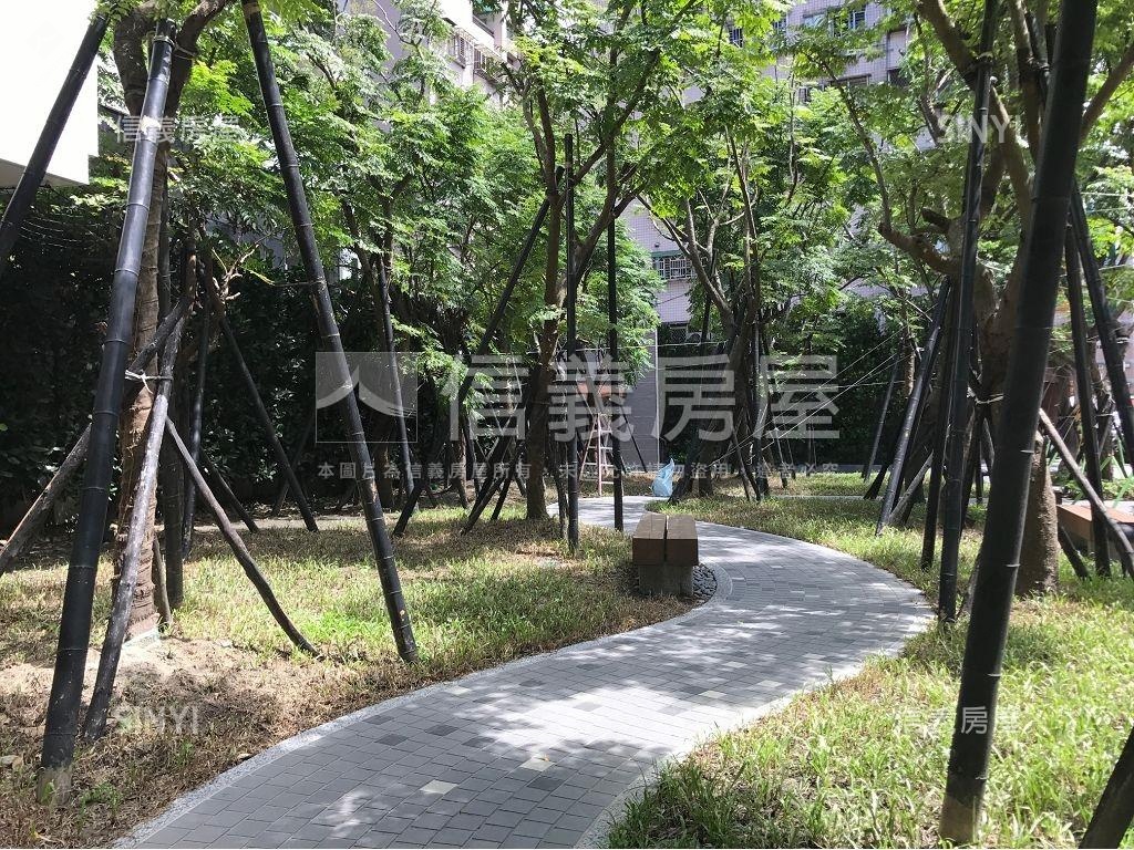 潤泰明峰α高端大氣房屋室內格局與周邊環境