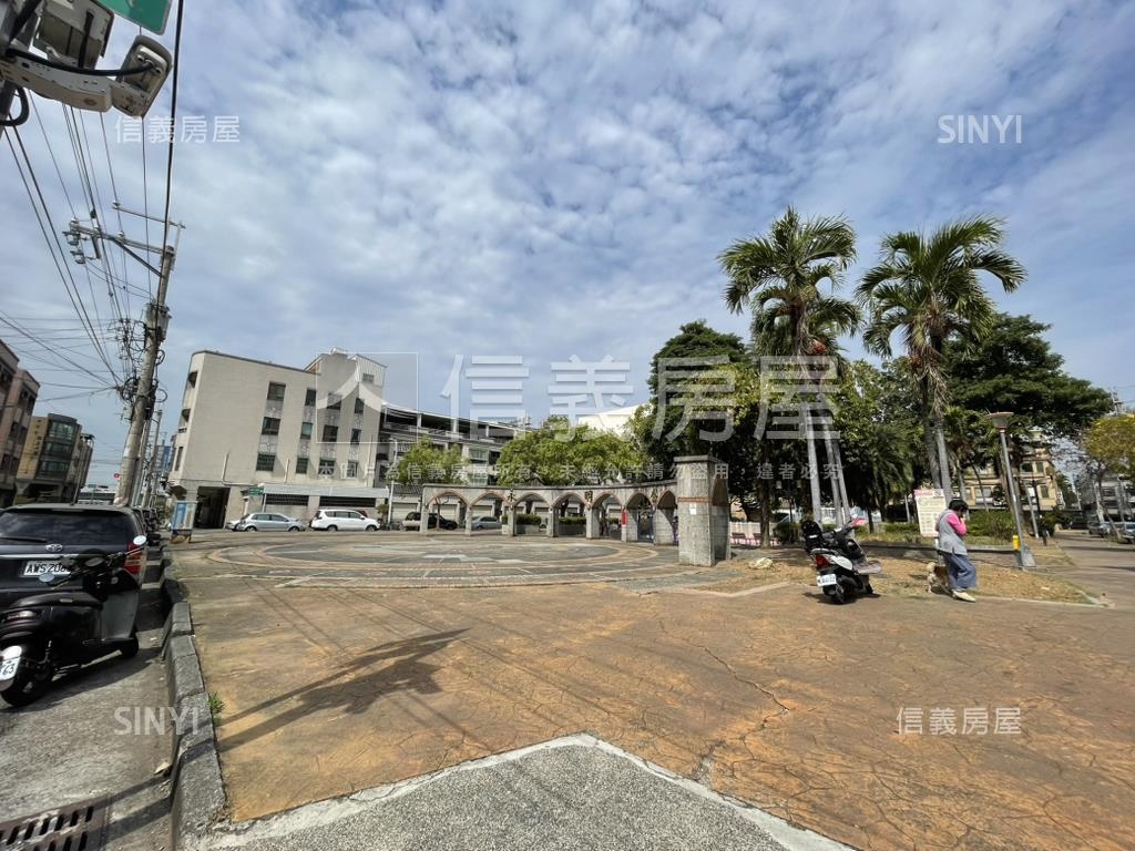 二期珍藏別墅房屋室內格局與周邊環境