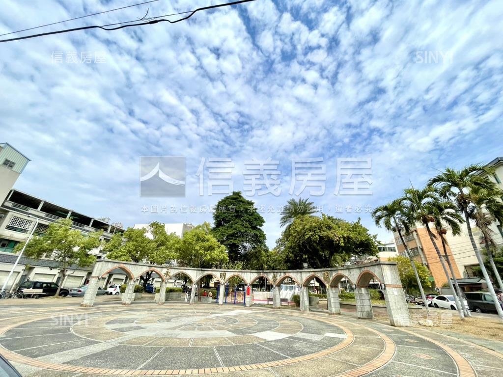 二期珍藏別墅房屋室內格局與周邊環境