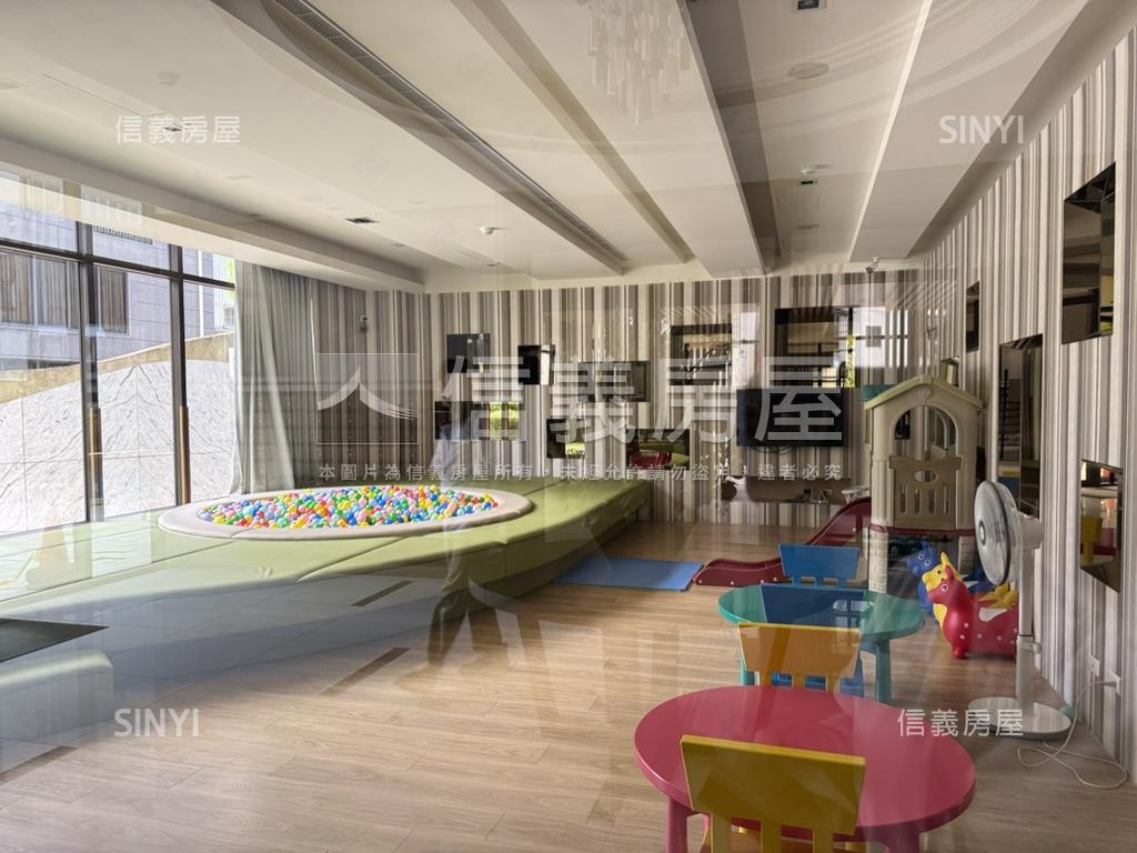 極上寓裝潢視野戶房屋室內格局與周邊環境