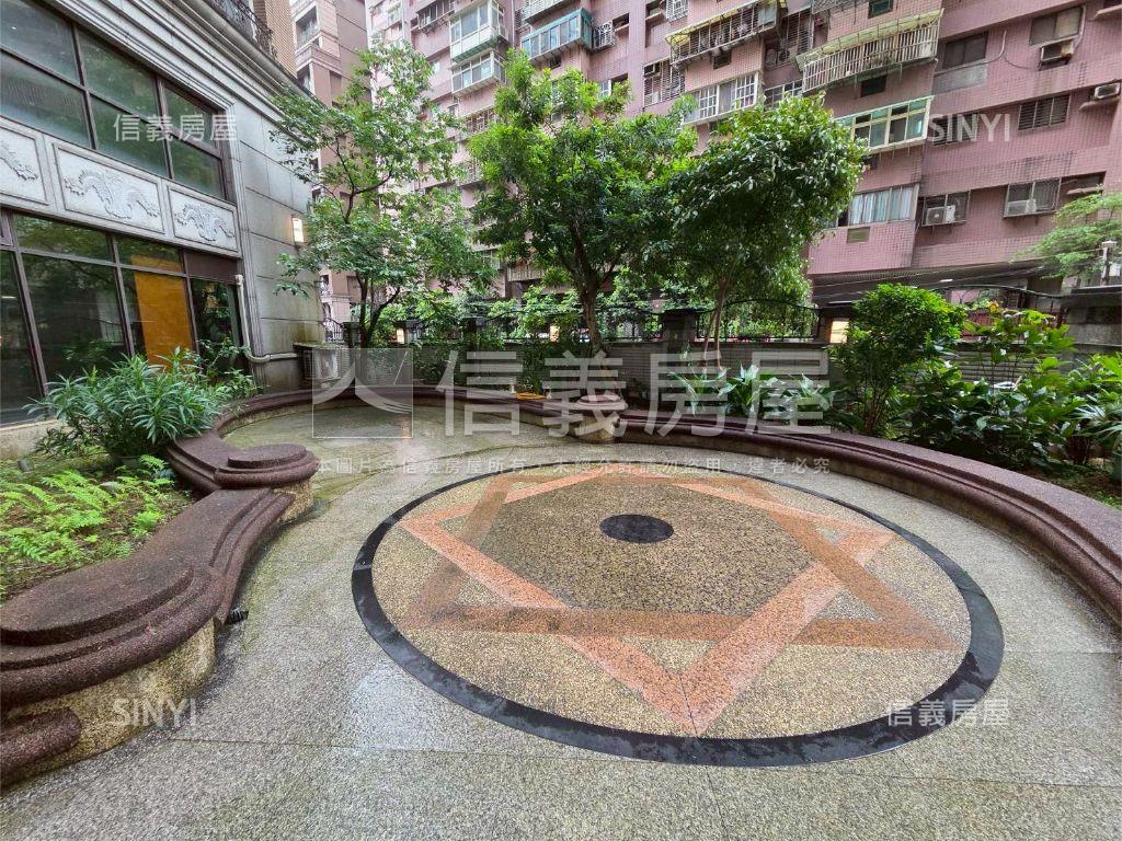 台北爵士麗緻臻品四房車位房屋室內格局與周邊環境