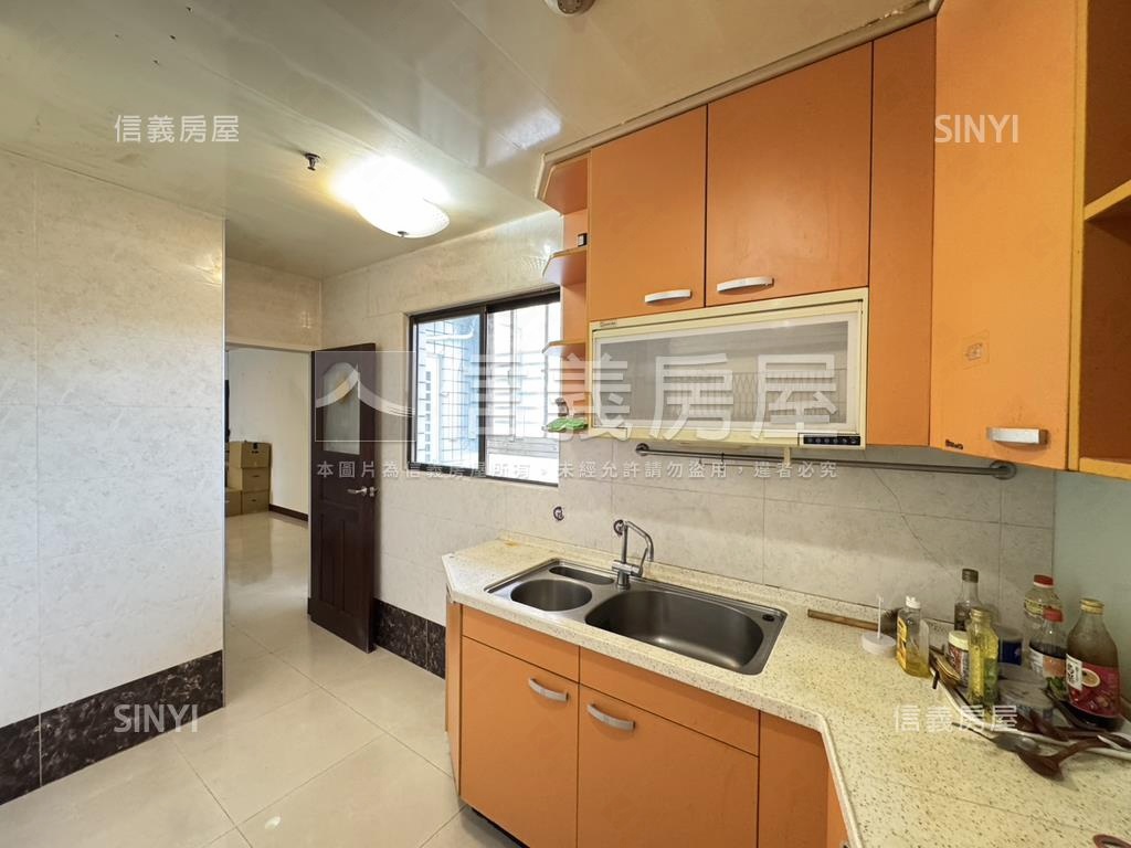 土城捷運～天際景觀房屋室內格局與周邊環境