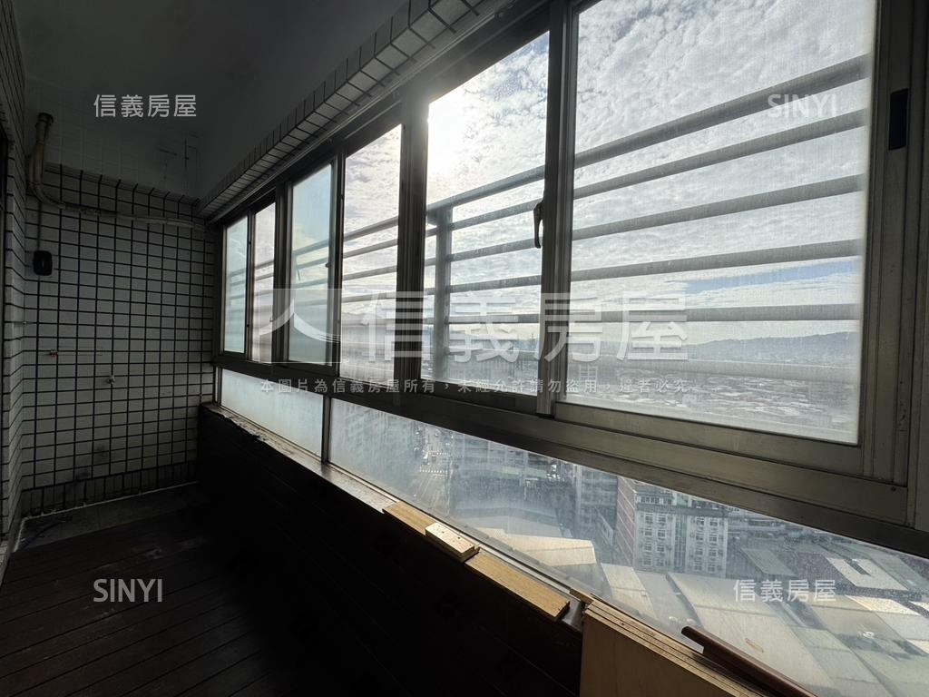 土城捷運～天際景觀房屋室內格局與周邊環境