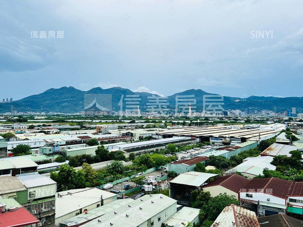 中興貴園超美三房車位房屋室內格局與周邊環境