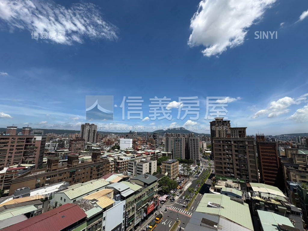 登峰名人高樓景觀房屋室內格局與周邊環境