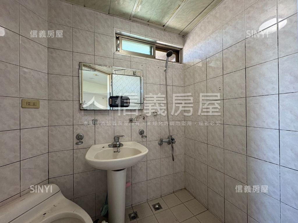 登峰名人高樓景觀房屋室內格局與周邊環境