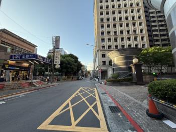 紫蘭園坡平大車位