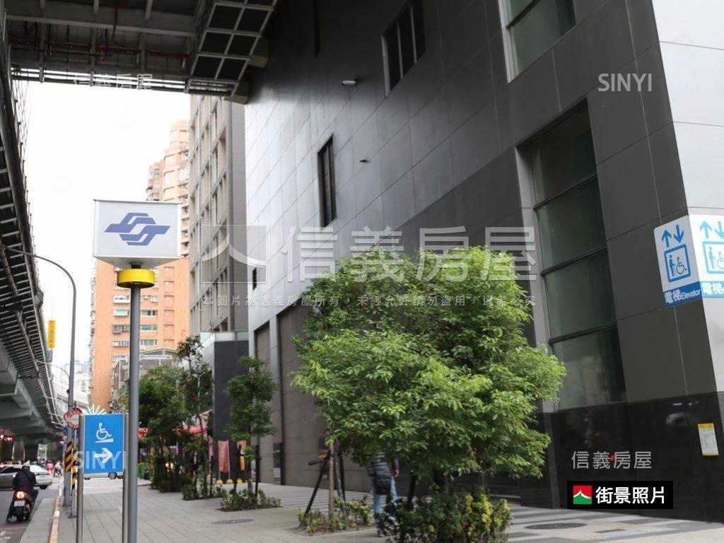 山景視野。冠德三房車位房屋室內格局與周邊環境