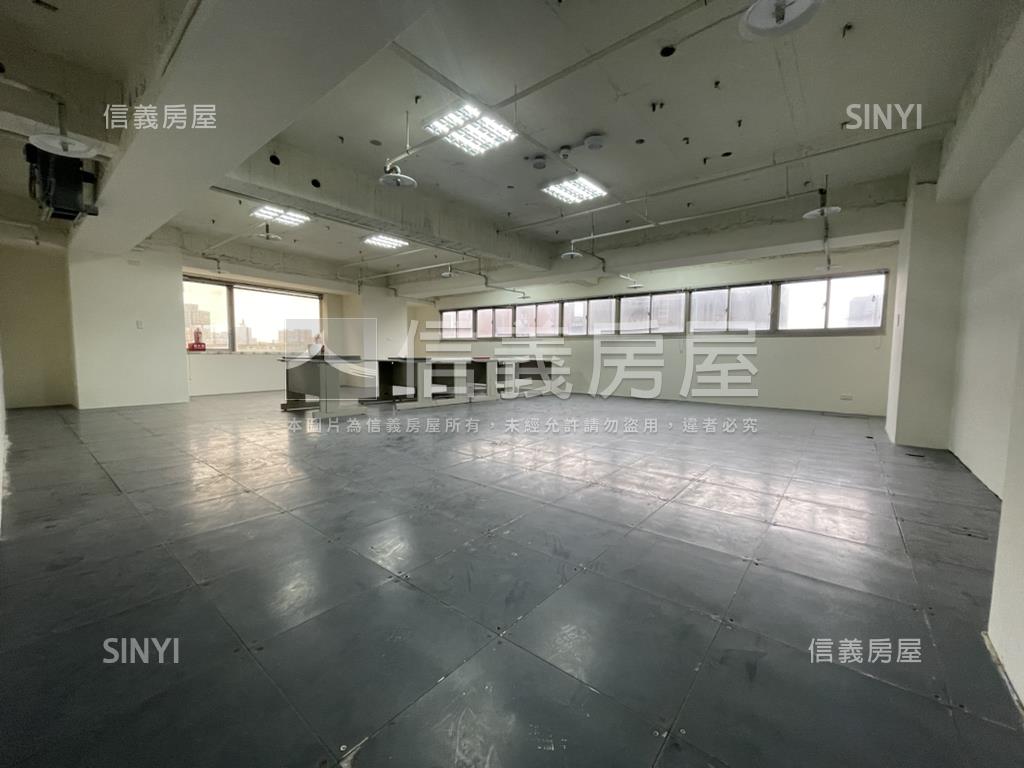 近永安捷運時代金融中心１房屋室內格局與周邊環境