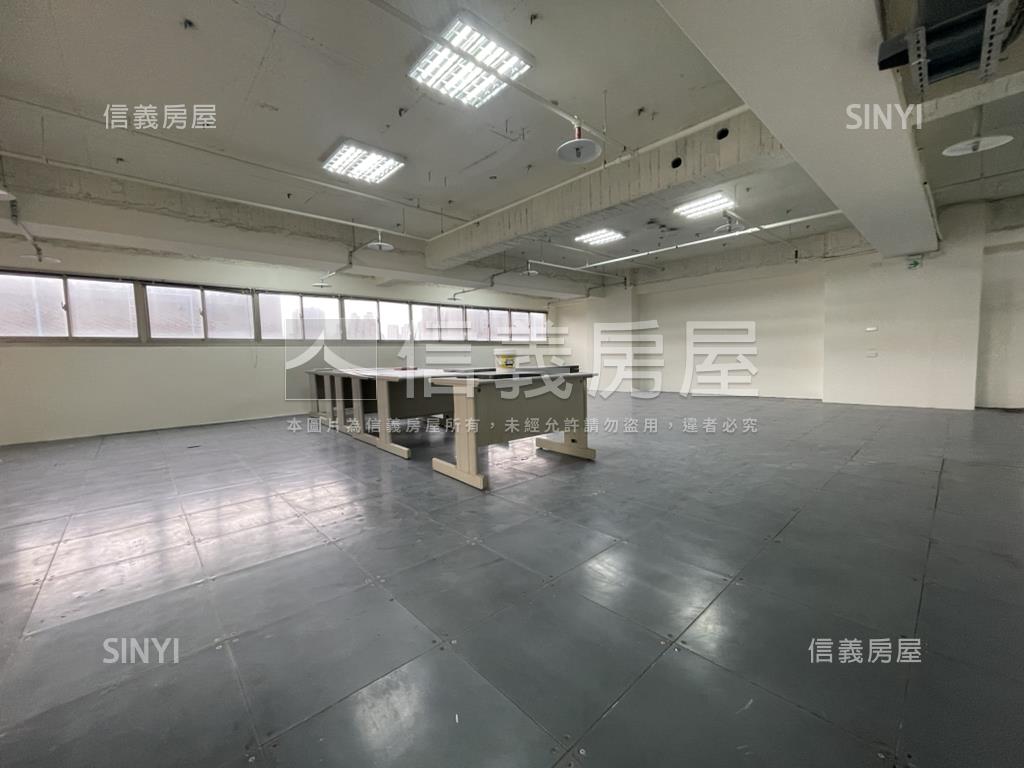 近永安捷運時代金融中心１房屋室內格局與周邊環境