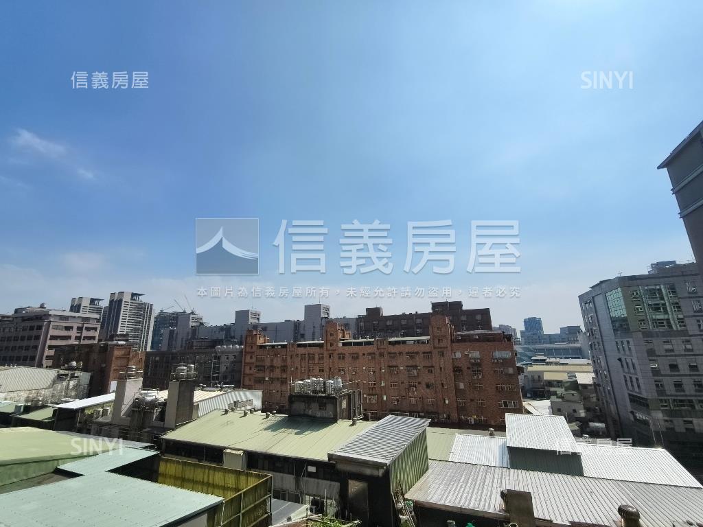 捷運世界亮麗Ｖ１房屋室內格局與周邊環境