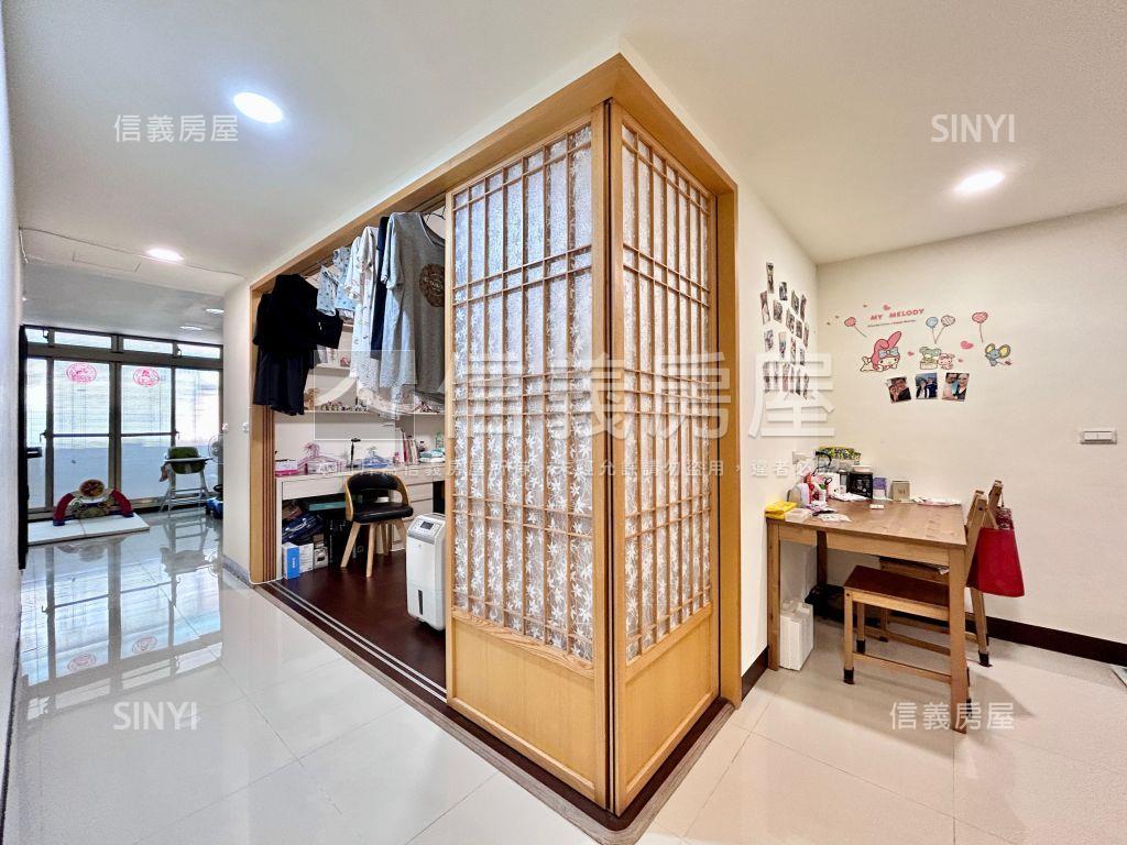 專任瓊泰設計師裝潢美寓房屋室內格局與周邊環境