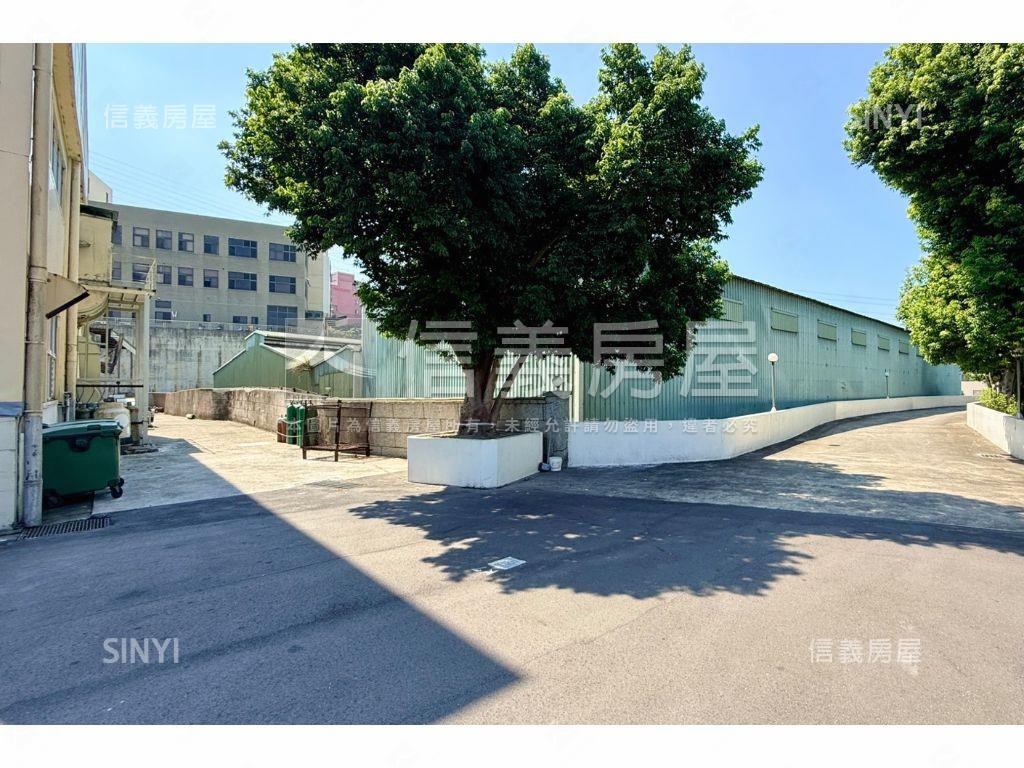 專委龜山４６６３坪挑高廠房屋室內格局與周邊環境