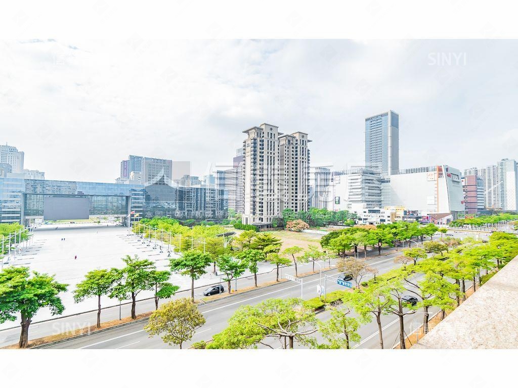 近市府顯眼面寬角間店墅房屋室內格局與周邊環境