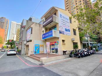 近市府顯眼面寬角間店墅