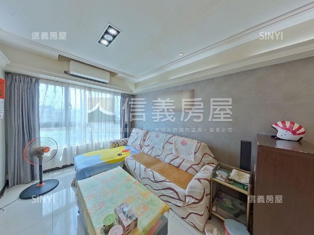 專任巢世代三房車位房屋室內格局與周邊環境