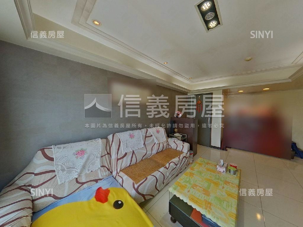 專任巢世代三房車位房屋室內格局與周邊環境