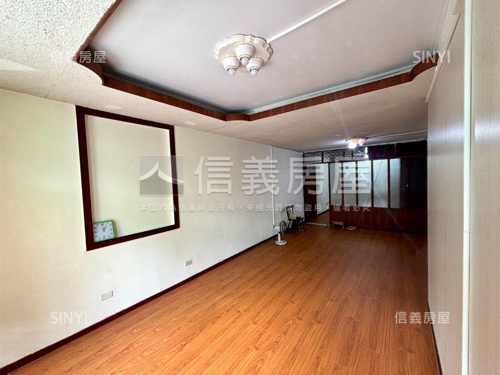 小資圓夢安居美裝２樓房屋室內格局與周邊環境