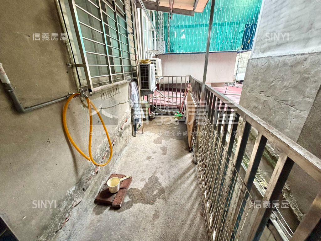 小資圓夢安居美裝２樓房屋室內格局與周邊環境