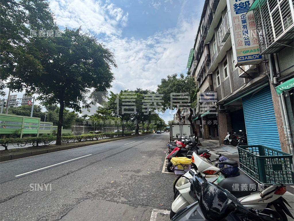 小資圓夢安居美裝２樓房屋室內格局與周邊環境