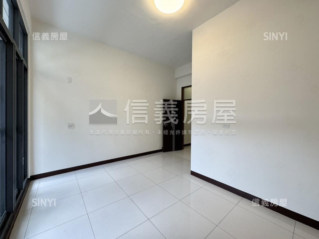 近南興、漢基美透天房屋室內格局與周邊環境