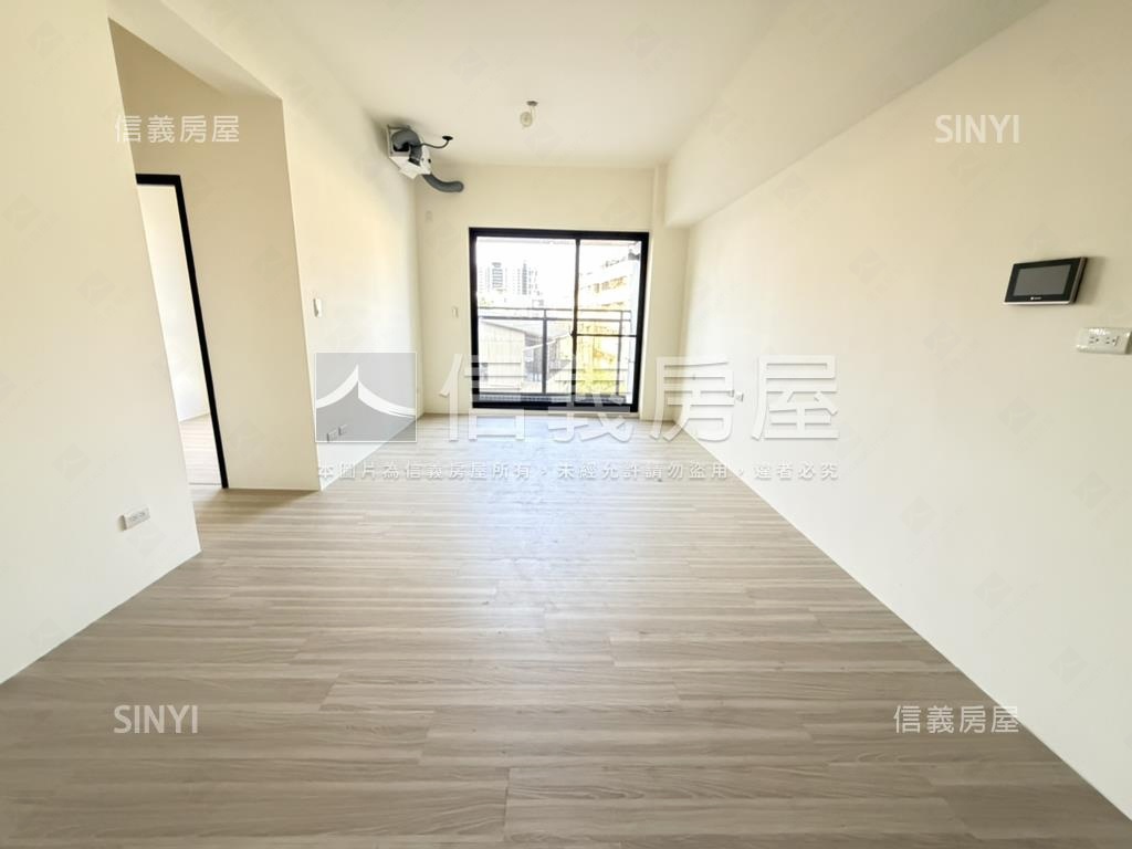 全新三房平車屋主想賣了房屋室內格局與周邊環境