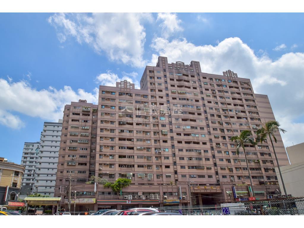 近平鎮車站英雄鎮四房車位房屋室內格局與周邊環境