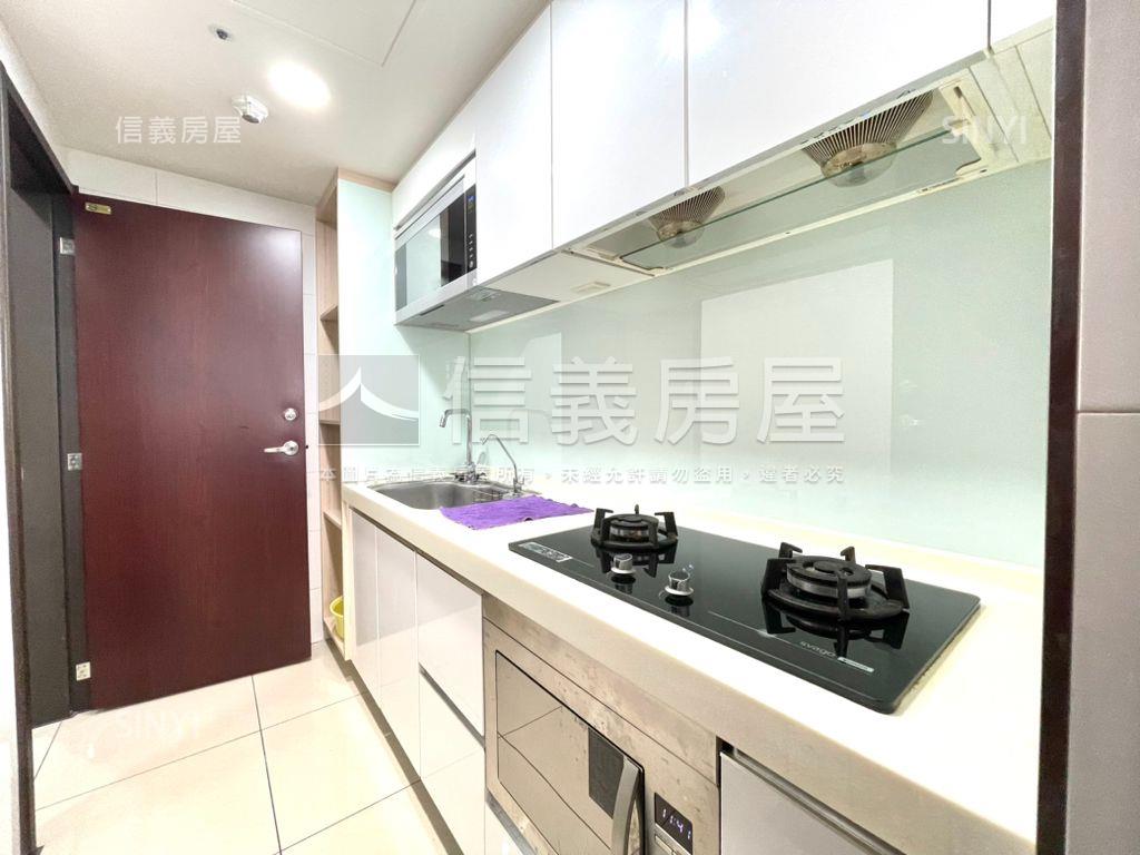 碧波白近捷運水景戶房屋室內格局與周邊環境