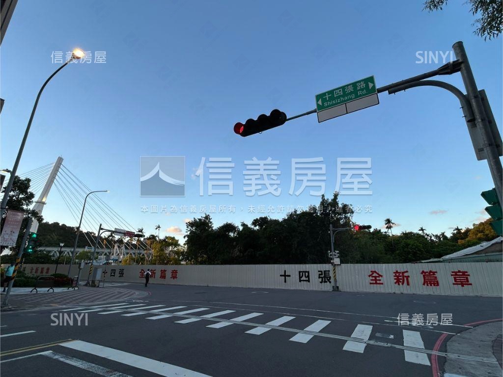 央北波爾多高樓採光小家庭房屋室內格局與周邊環境