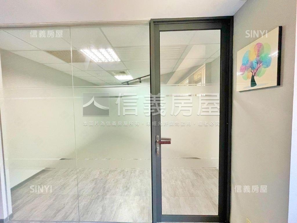 正南京東路尊榮門戶純辦Ａ房屋室內格局與周邊環境