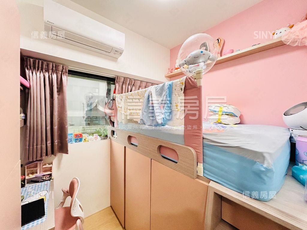 雙捷運新成屋三房車位房屋室內格局與周邊環境