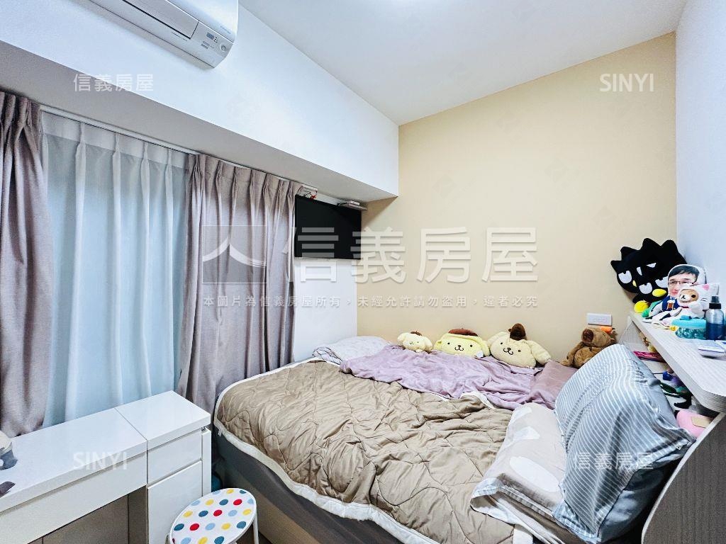 雙捷運新成屋三房車位房屋室內格局與周邊環境