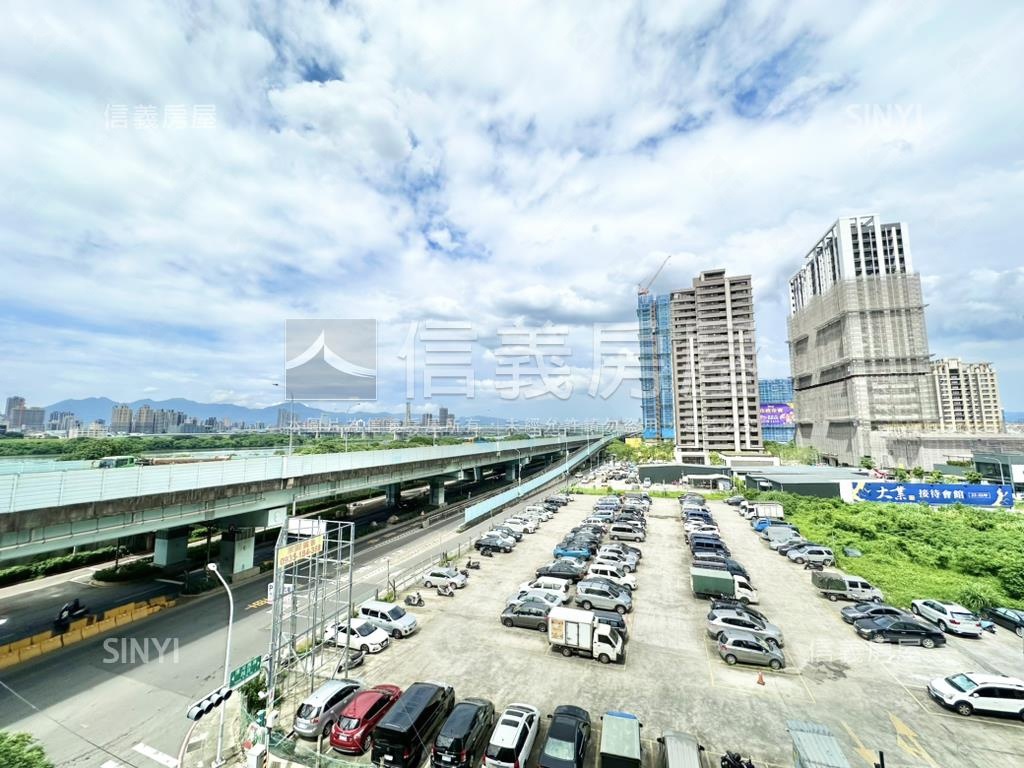 河藍灣２輕奢裝潢河景三房房屋室內格局與周邊環境