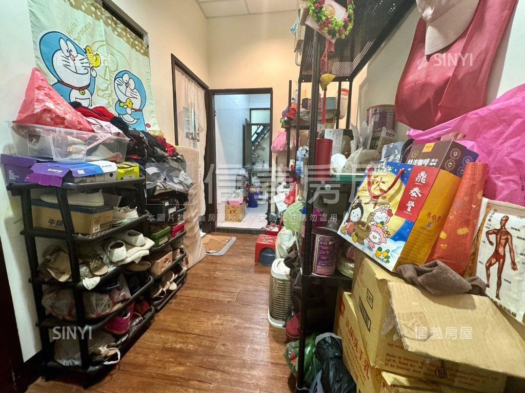 忠義捷運站一樓房屋室內格局與周邊環境