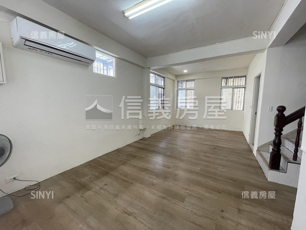 豐年社區稀有孝親角間別墅房屋室內格局與周邊環境