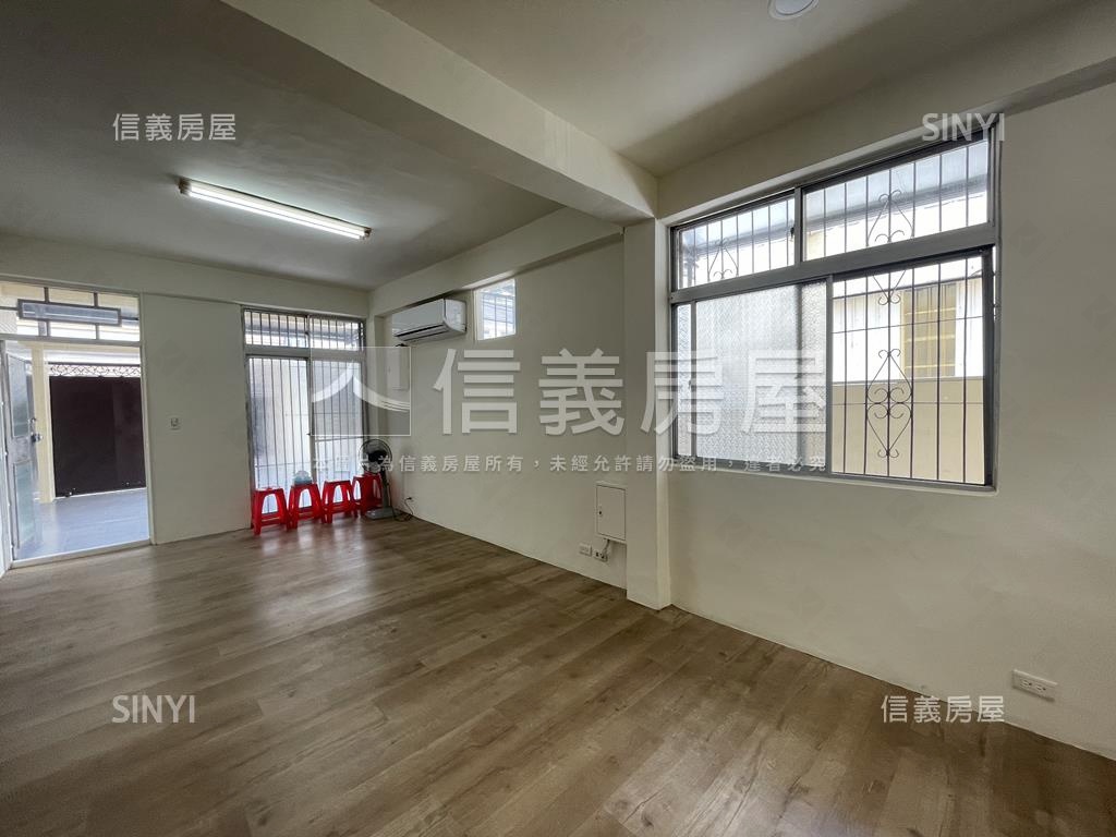 豐年社區稀有孝親角間別墅房屋室內格局與周邊環境