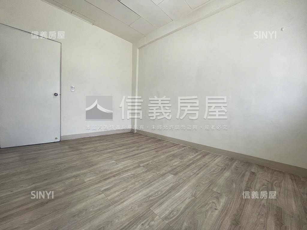豐年社區稀有孝親角間別墅房屋室內格局與周邊環境
