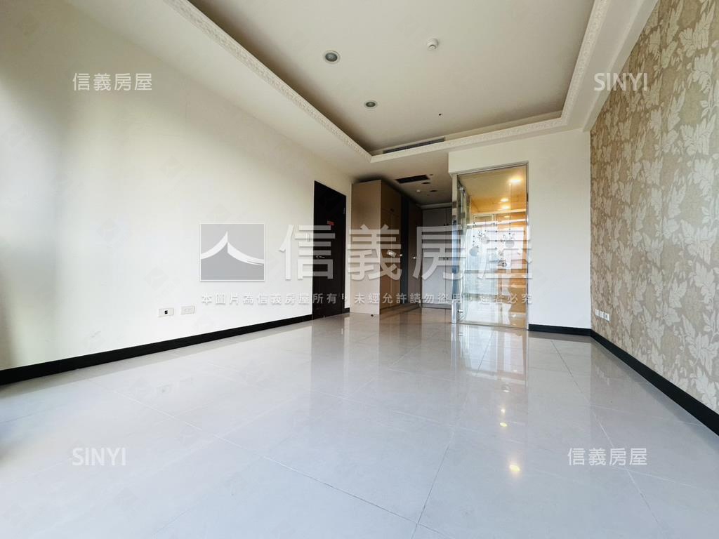 哈佛次頂樓金碧豪景房屋室內格局與周邊環境