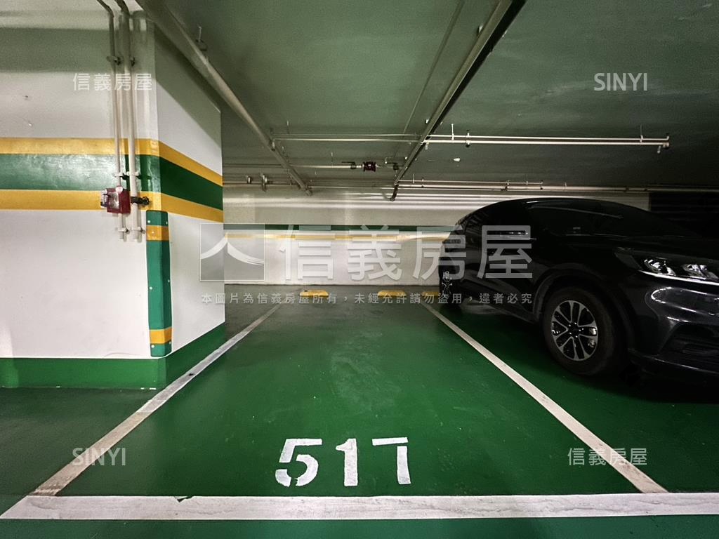 哈佛次頂樓金碧豪景房屋室內格局與周邊環境