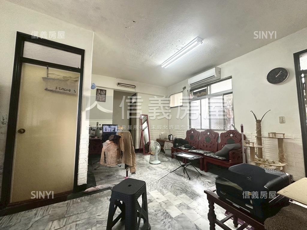 近頂溪捷運站４樓公寓房屋室內格局與周邊環境