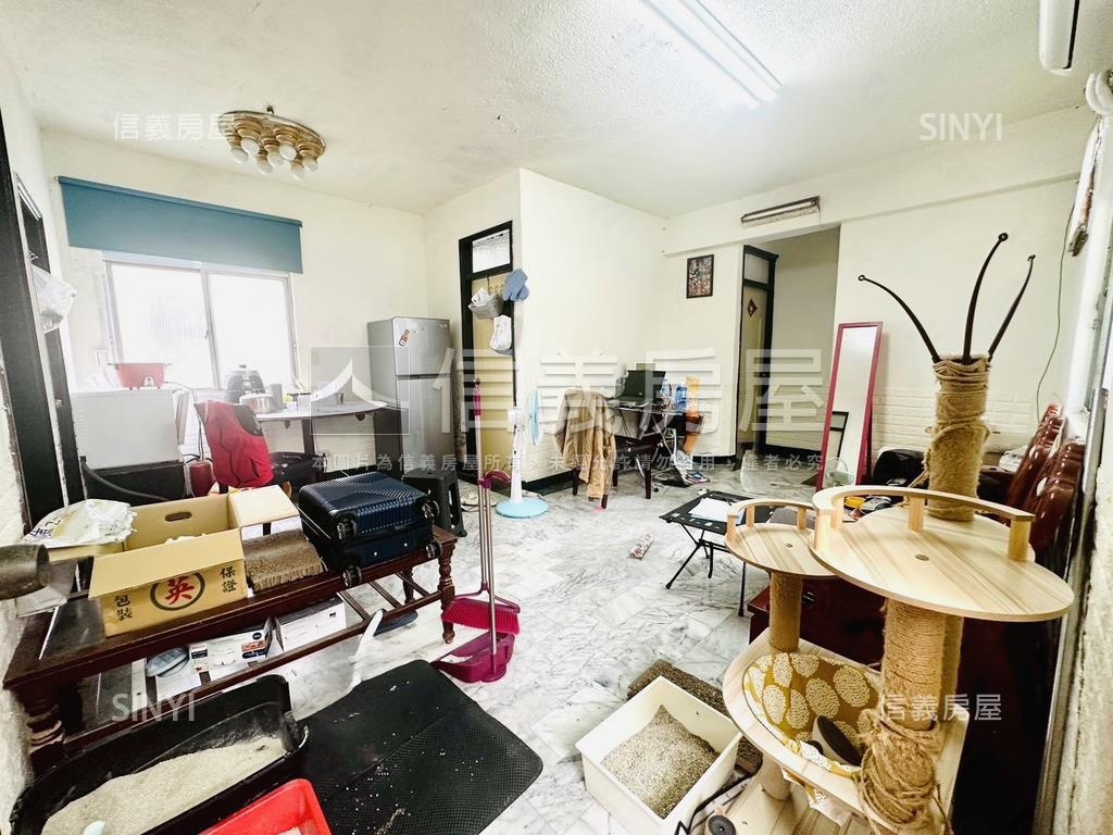 近頂溪捷運站４樓公寓房屋室內格局與周邊環境