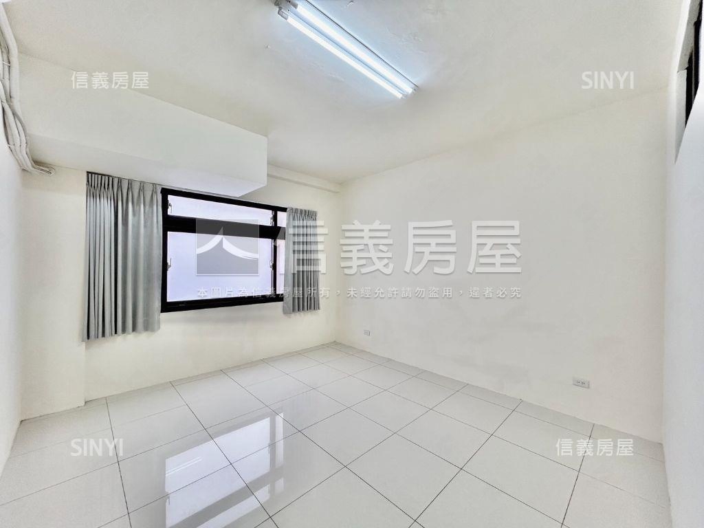 ★近好市多翻新美透天房屋室內格局與周邊環境